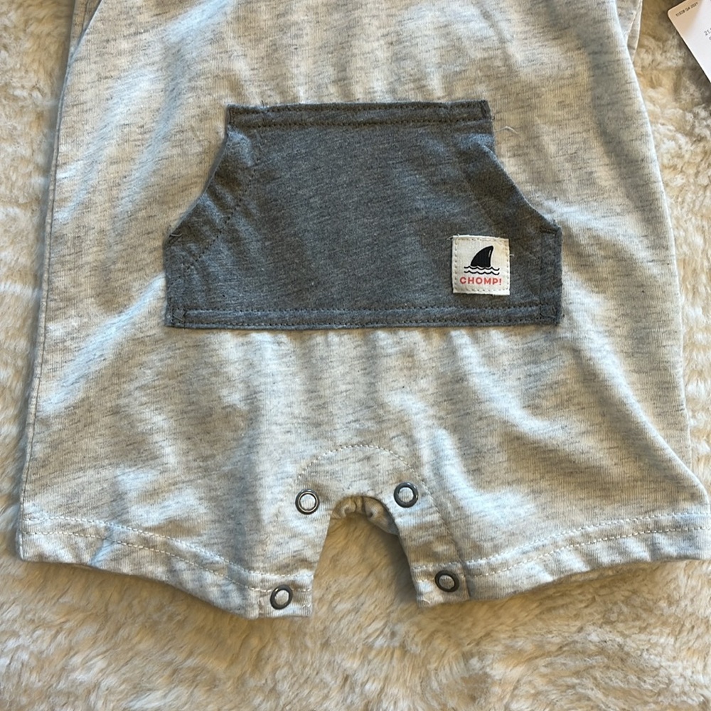 Carters shark onsie - Picture 2 of 7
